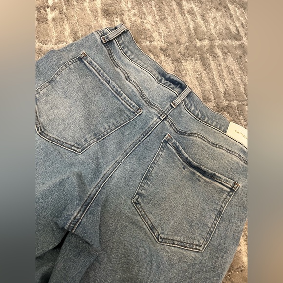 Express Straight Ankle High Rise Jean - Picture 8 of 8